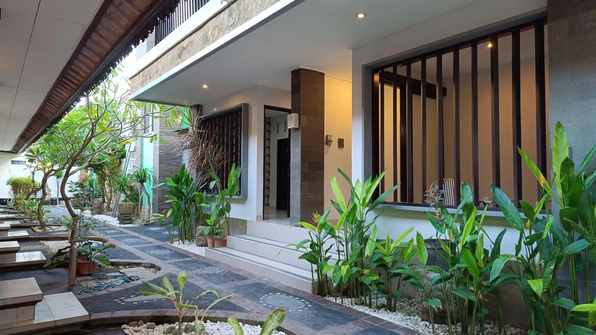 Nasya Residence Legian  Hotel