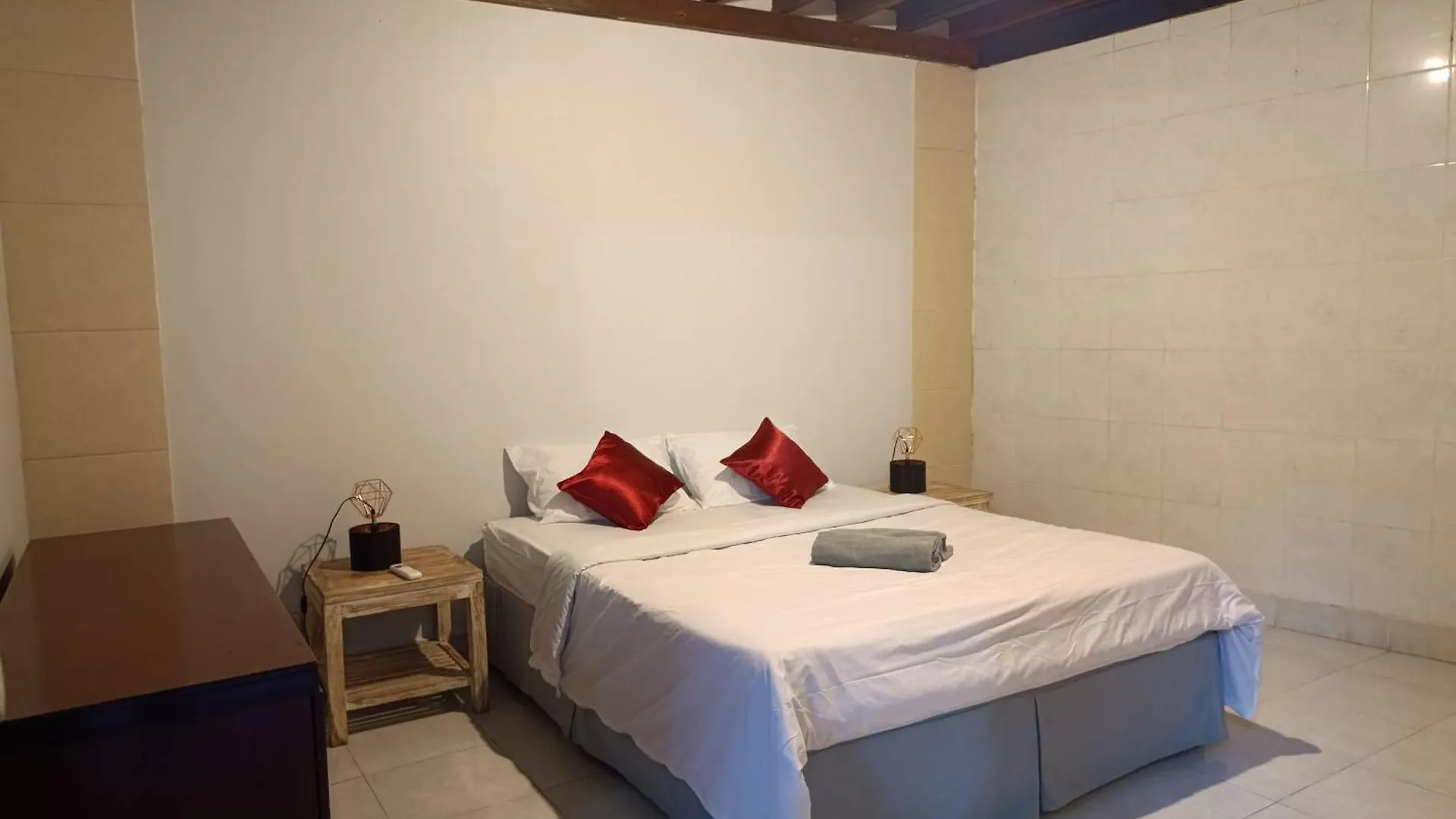 Nasya Residence Legian  3*, Legian (Bali)